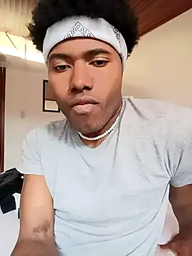 man_black_hot24 webcam