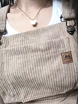 CHARLOTTE__05 webcam