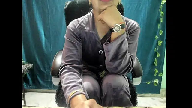 Forever_Love2025 webcam