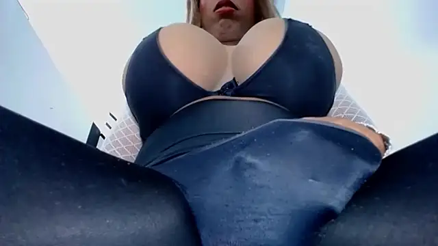 valentinabigcock23 webcam