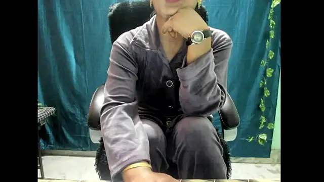 Forever_Love2025 webcam