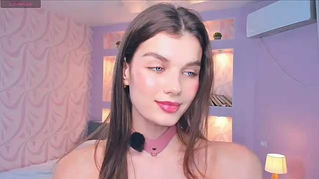 floradobb (F teen) - Let's remove my skirt/shake booty close