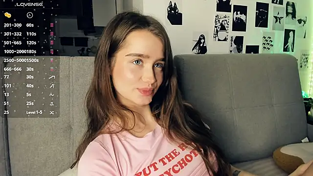 lovelyalivia webcam