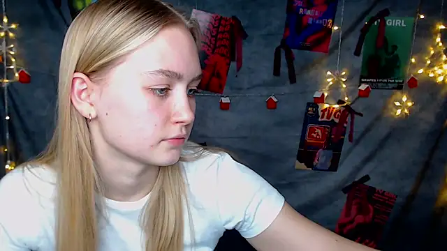 MademoiselleCl webcam