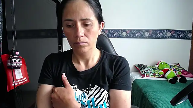 sharoon_cheerry webcam