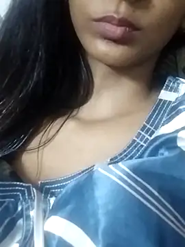 Aaliya_BigBoobs_1 webcam