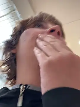 Maggie_Geller webcam