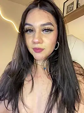 Zoe_Serrat webcam
