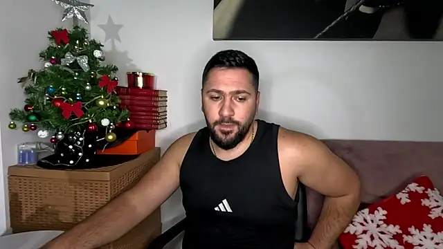 Gold_Alpha_Boy webcam