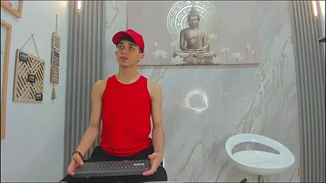 BOYS_OF_MILAMBER webcam