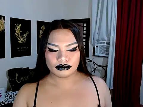 TSbrianaHugeCock webcam