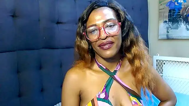 SpicyQueenxxxx webcam
