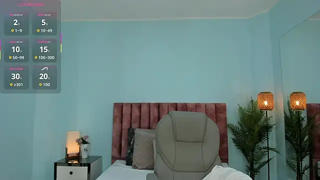 tati_saldarriaga webcam