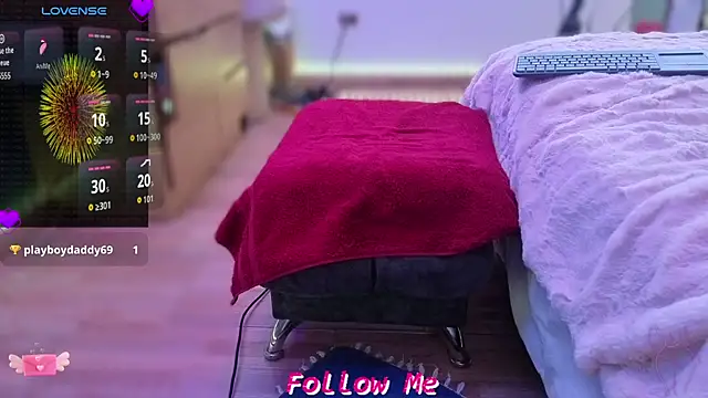 LatinaVibes4u webcam