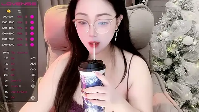 Monica-666888- webcam