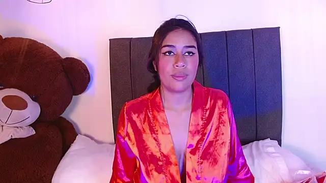 Desire_Evelyn webcam