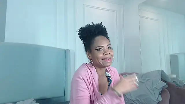 ChantalGarner webcam