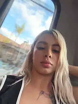 YouCandiSumisa webcam