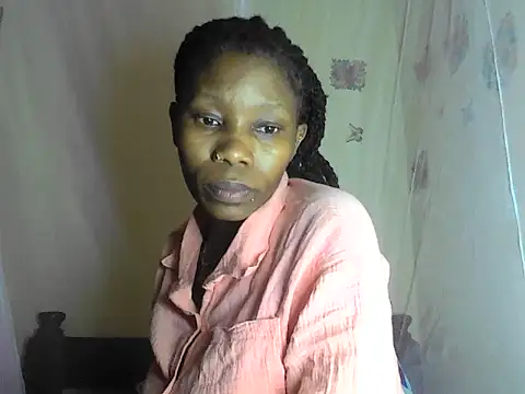 smallnaughtygirl webcam