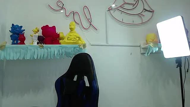 _sharlotte777 webcam