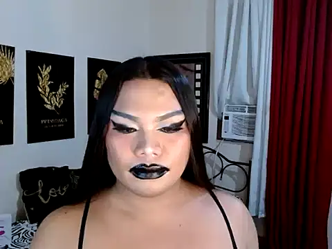 TSbrianaHugeCock webcam