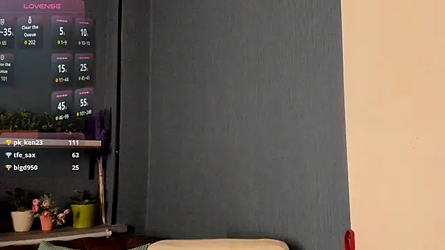 jessicafoxie - JessicaFoxie's free webcam - UK Sex Cams