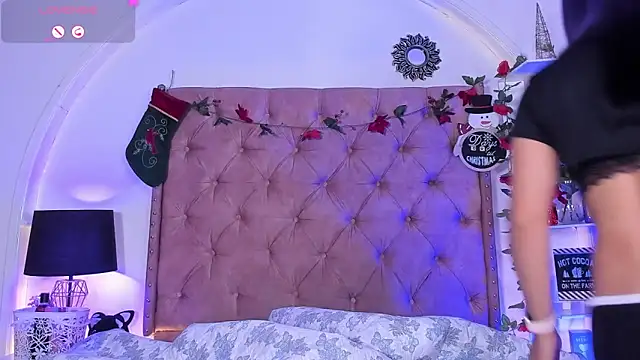 ladyavalon - LadyAvalon's free webcam