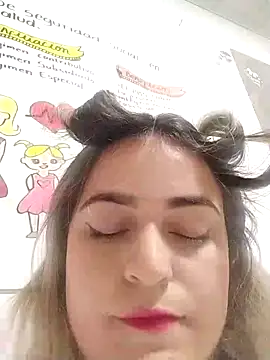 sexy_aurora_ourdoors webcam