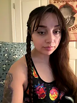 CharmingMaddie webcam