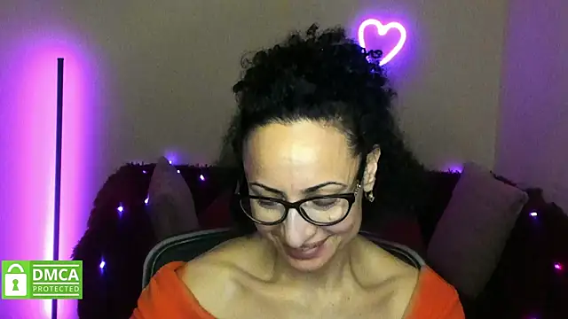 Arianasweety23 webcam