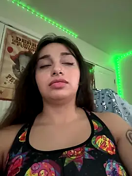 CharmingMaddie webcam