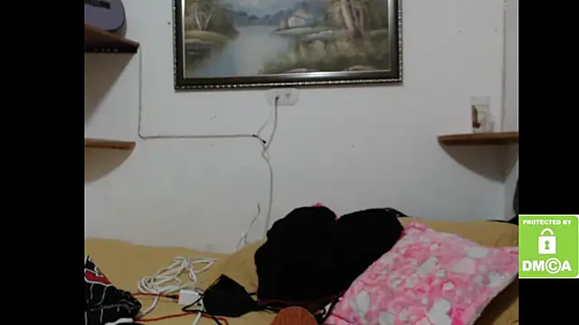 alice_trinity webcam