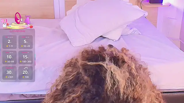 _nickypurple_ webcam