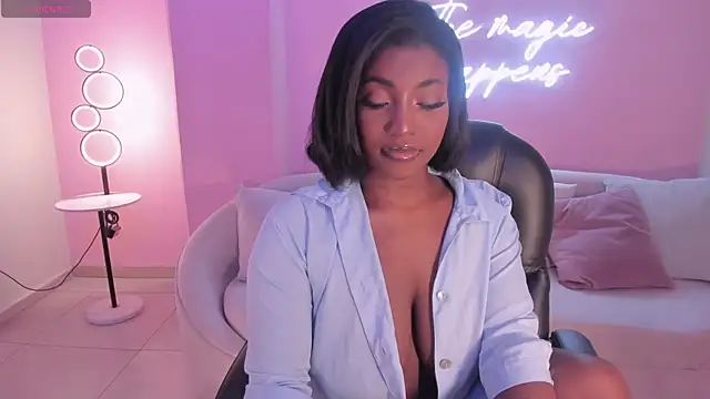 SavannahStorm webcam