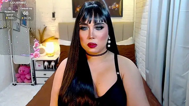 SUPERHORNY101 webcam