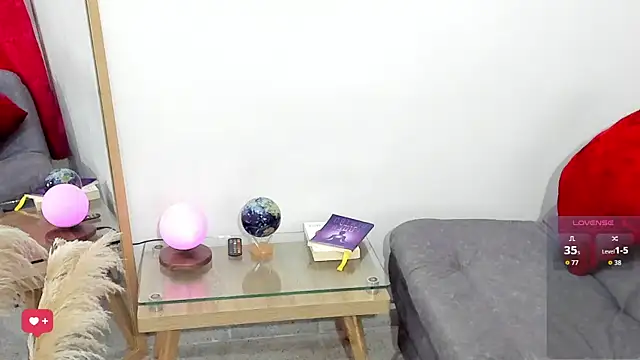 _AllisonSweet_ webcam