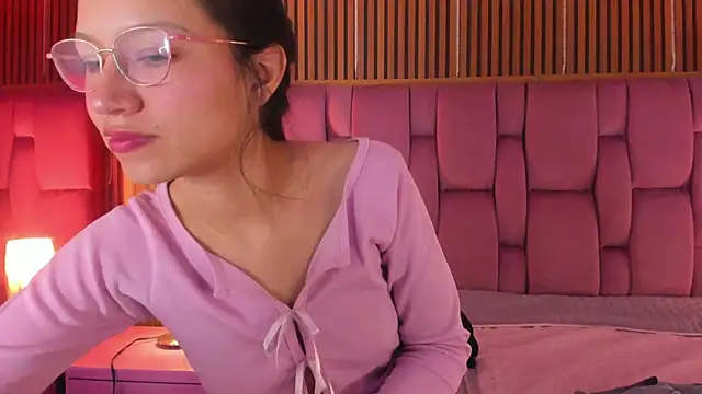 Sophie_Calloway webcam