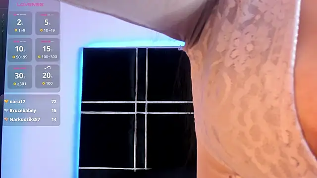 sasha_roldann webcam