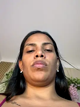 ArielleMillerr- webcam