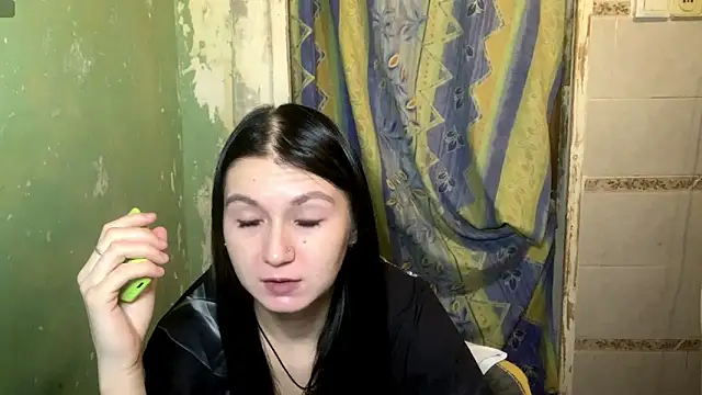 ArianeBhayani webcam