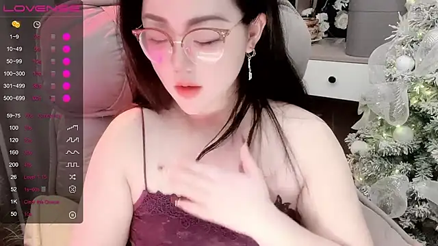 Monica-666888- webcam