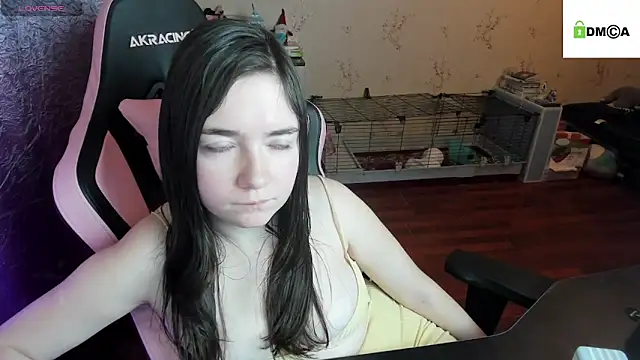 Crazy_forest_fairy webcam