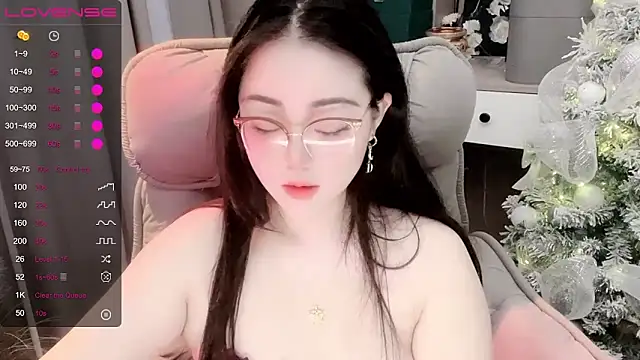 Monica-666888- webcam