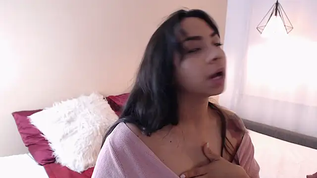 MiaRosy_ValentinoRussel webcam