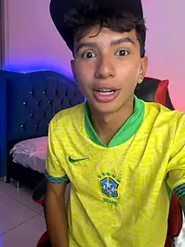 leonarrrd_01 (M young) - super cum show