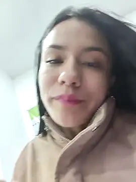 CHARLOTTE__05 webcam