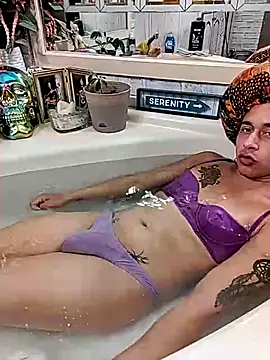 TranSexualJade95 webcam