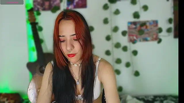 StrangeDesire webcam