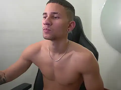 Thin_tommyX webcam