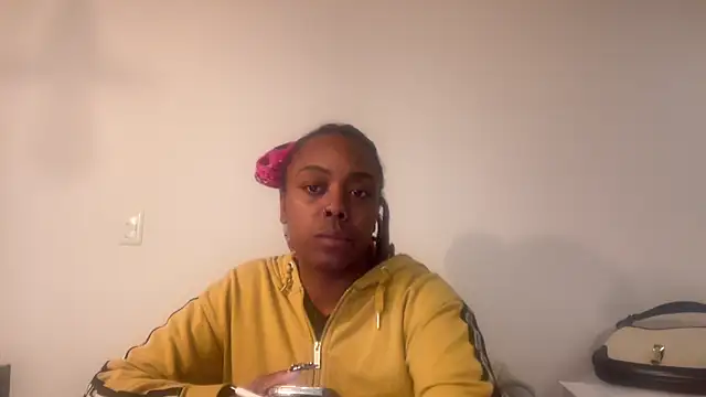 ChocolateCakeQueen webcam